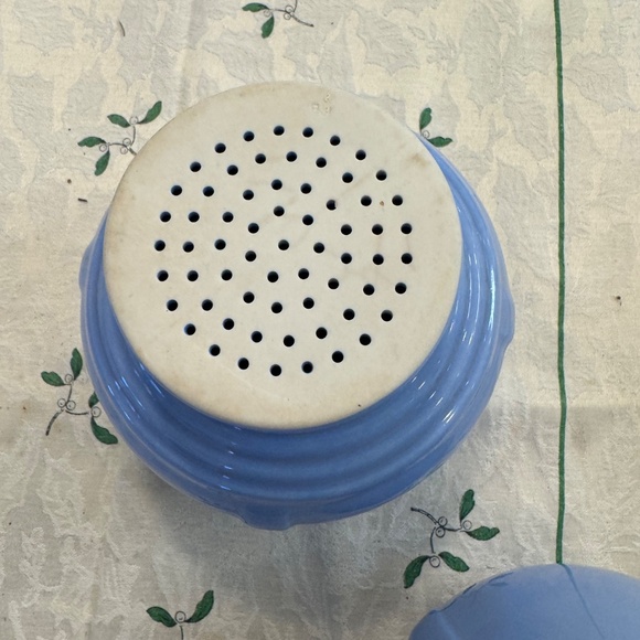 Hall China Morning Glory Coffee Maker and Coffee / Tea Pot - Picture 5 of 8